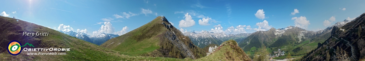 17 Panoramica sul  206 con Pizzo Vescovo al centro  .jpg